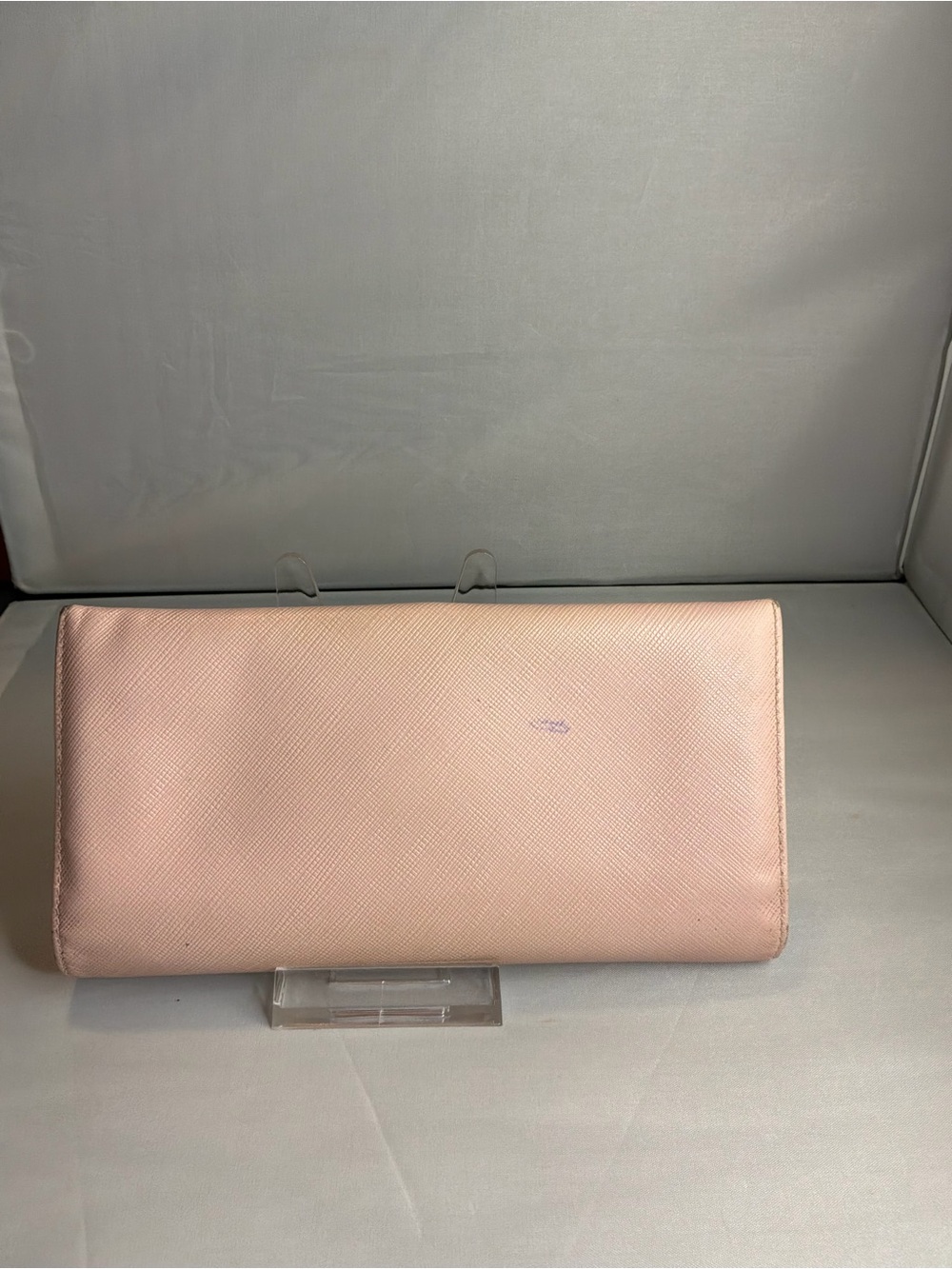 Salvatore Ferragamo Pink Saffiano Leather Wallet with Silver Hardware - Picture 2 of 8